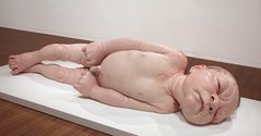Ron Mueck, A Girl, 2006, polyester resin, fibreglass, silicine, synthetic hair, synthetic polymer paint,. Colection Scottish National Gallery of Modern Art. Image courtesy of Antony d'Offay, London