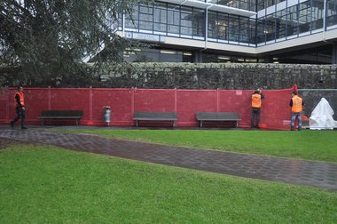 Bob van der Wal and Ben Clement, Be Seen, Be Effective, Auckland University town campus, 2012