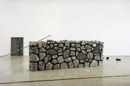 Bianca Hester, Concrete rubble wall, 2015, recycled concrete, mortar, oxide, constructed by Paea Veamoi (Stoneage Fencing). Photo: Sam Hartnett