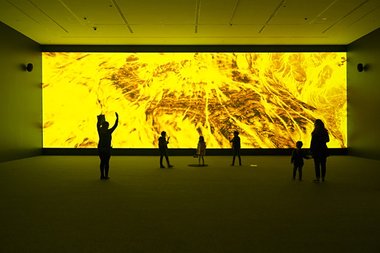 David Haines and Joyce Hinterding, Geology 2015. Installation view, Energies: Haines & Hinterding, Museum of Contemporary Art Australia, 2015. Commissioned by the MCA, supported by Christchurch Art Gallery Te Puna o Waiwhetu. Photo: C. Snee