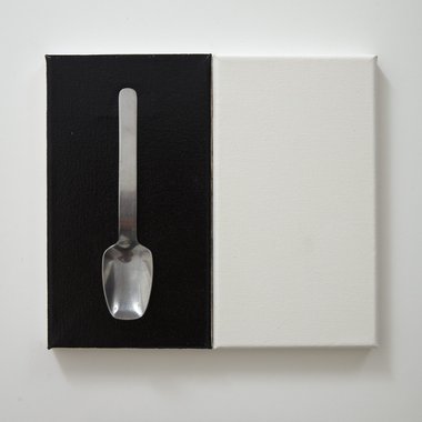 John Nixon, Untitled (Pair), 2019, enamel on canvas with spoon, 230 x 250 mm. Photo: Sam Hartnett
